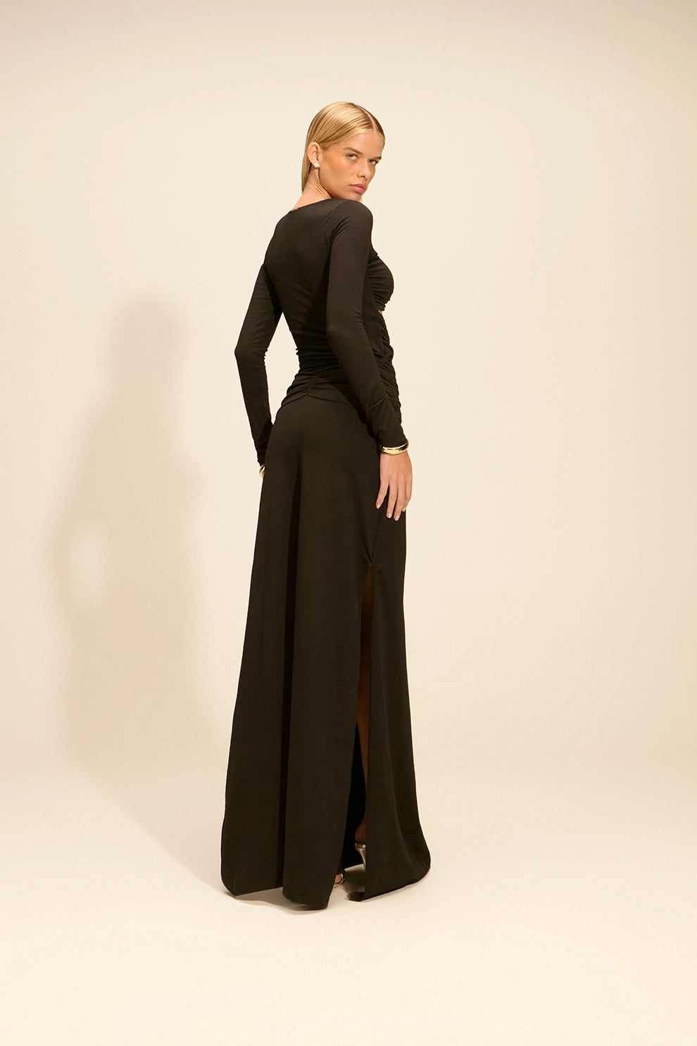 Vestido Zuri Manga Longa Preto